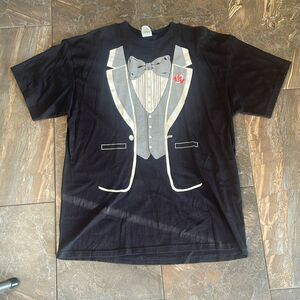 Black Tuxedo T-shirt Size Extra Large XL Comedy T-shirt Red Flower Tux